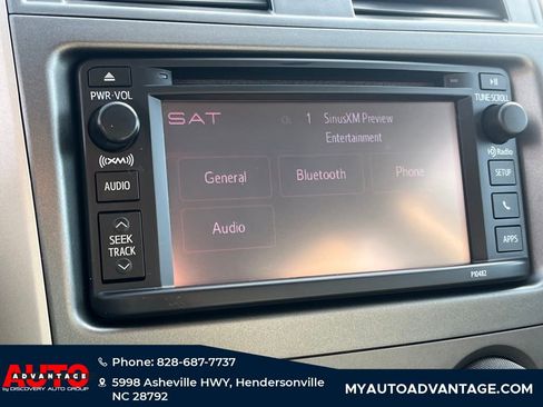 Used 2013 Toyota Corolla LE image 10