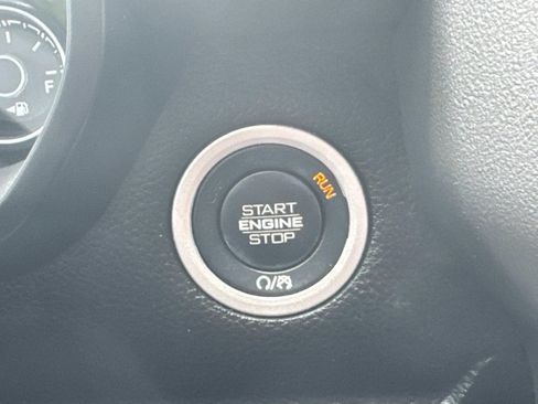 Used 2024 RAM 1500 Laramie AWD/4WD image 42