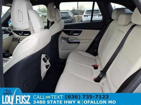 Used 2024 Mercedes-Benz GLC 300 4MATIC image 25
