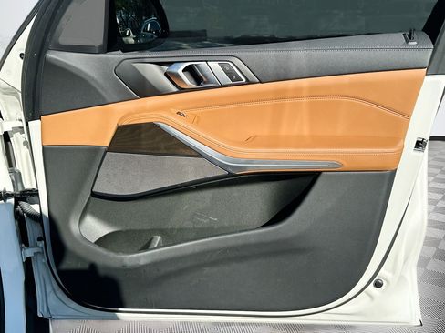 Used 2023 BMW X5 xDrive40i w/ Executive Package image 34