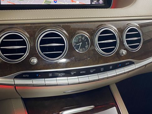 Used 2015 Mercedes-Benz S 550 4MATIC Sedan image 27