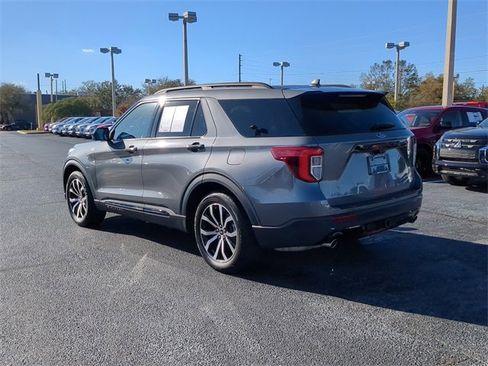 Used 2023 Ford Explorer ST-Line w/ Class IV Trailer Tow Package image 8