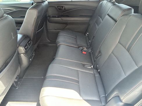 Used 2024 Honda Passport TrailSport image 17