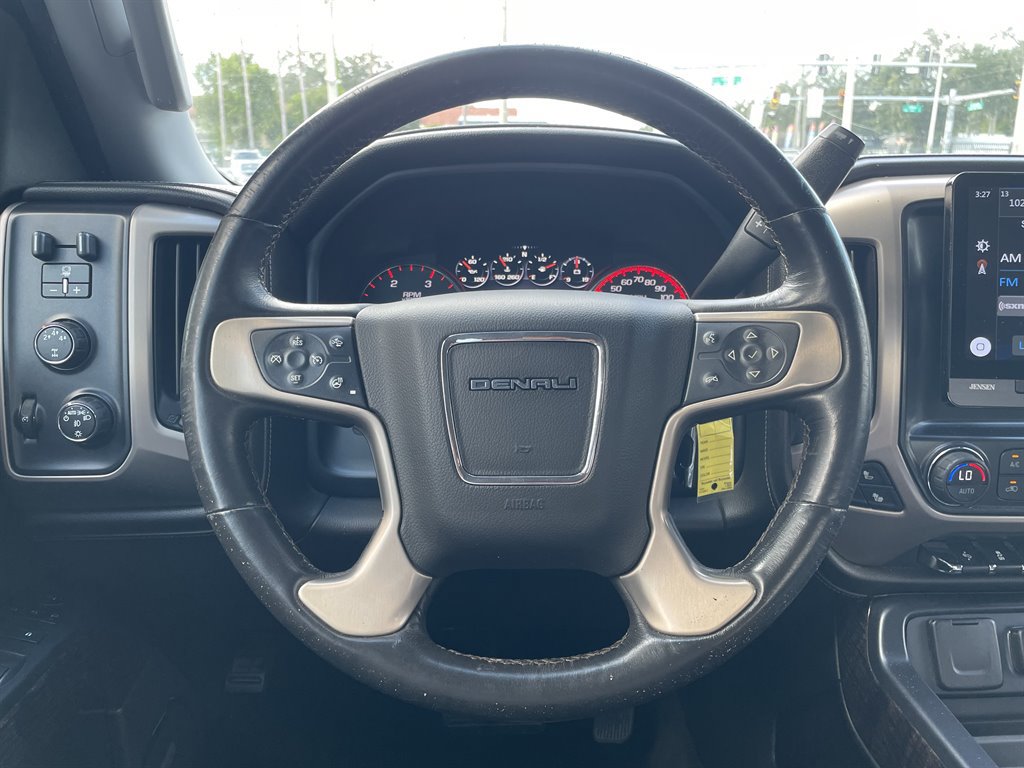 Used 2015 GMC Sierra 2500 Denali w/ Duramax Plus Package AWD/4WD image 26
