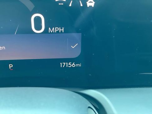 Certified 2024 Buick Encore GX Preferred w/ Advanced Technology Package FWD image 19