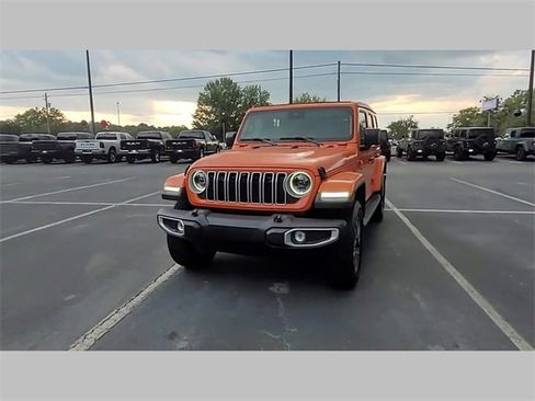 New 2025 Jeep Wrangler Sahara w/ Safety Group image 19