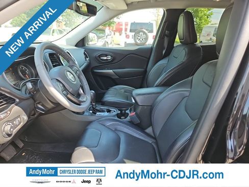 Used 2022 Jeep Cherokee Limited AWD/4WD image 6