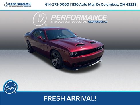Used 2019 Dodge Challenger SRT Hellcat Redeye image 1