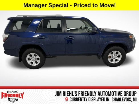 Used 2018 Toyota 4Runner SR5 image 9