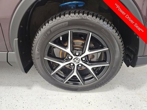 Used 2018 Toyota RAV4 SE w/ Power Extra Value Package AWD/4WD image 8