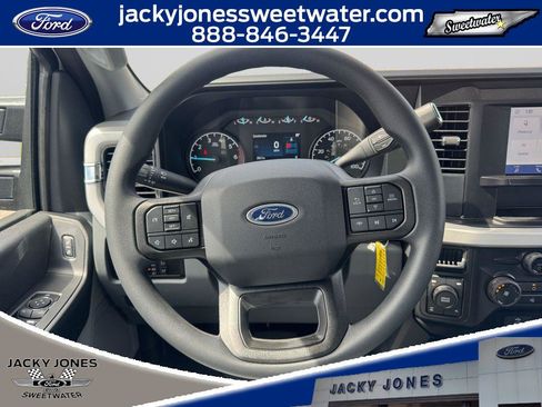 New 2026 Ford F250 XL w/ XL Chrome Package AWD/4WD image 11