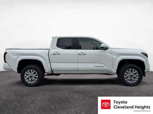 New 2026 Toyota Tacoma SR5 AWD/4WD image 4