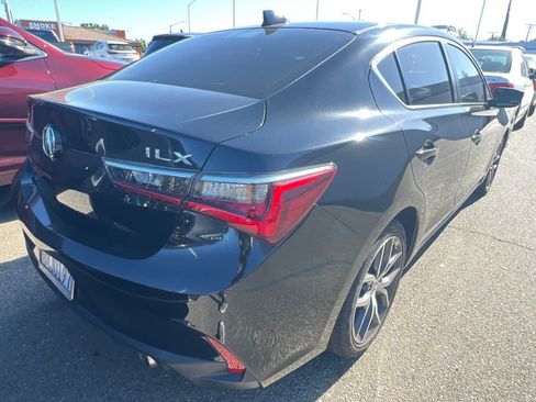 Used 2019 Acura ILX FWD image 4