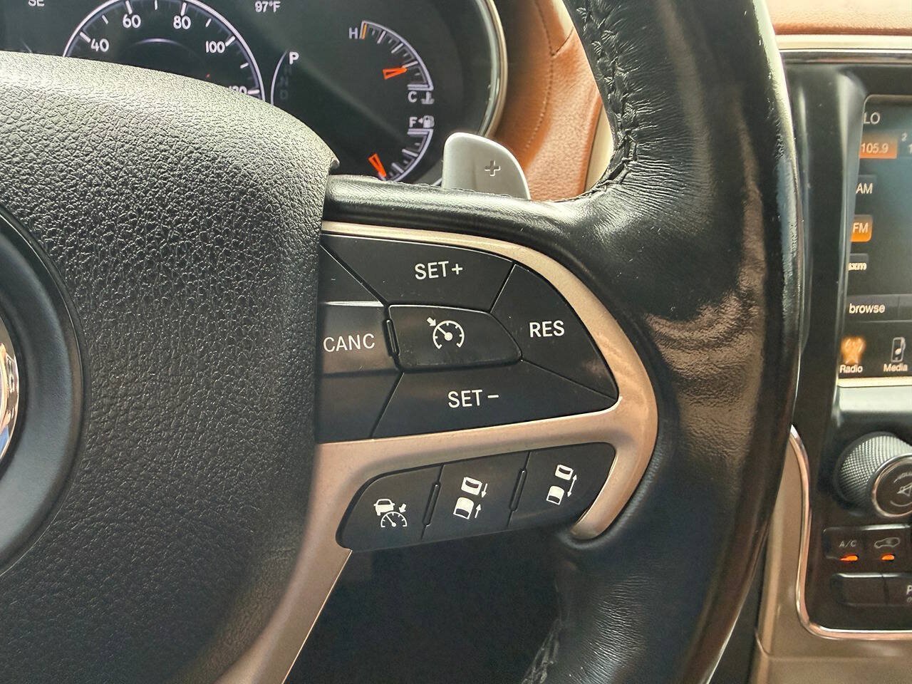 Used 2016 Jeep Grand Cherokee Summit w/ Platinum Series Group AWD/4WD image 34