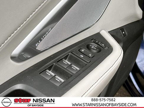 Used 2023 Acura RDX AWD w/ Technology Package image 12