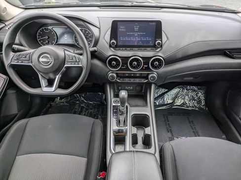 Used 2024 Nissan Sentra SV FWD image 14