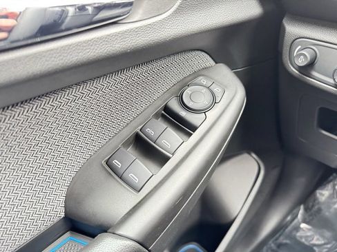 Certified 2022 Chevrolet TrailBlazer LT w/ LPO, Blackout Package image 30