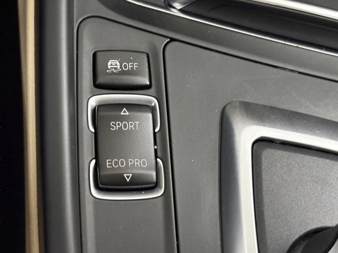 Used 2017 BMW 320i xDrive Sedan image 20