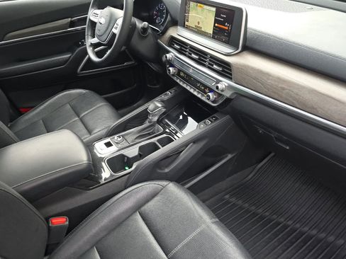 Used 2020 Kia Telluride EX w/ Towing Package image 19