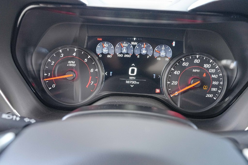Used 2019 Chevrolet Camaro ZL1 RWD image 35