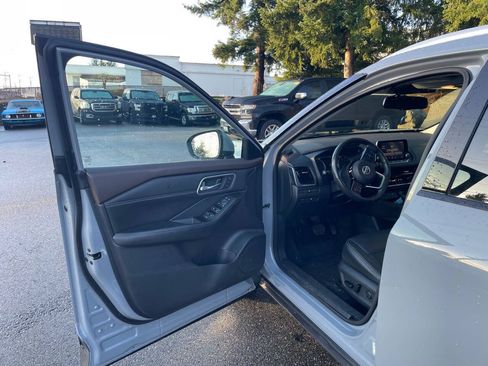 Used 2021 Nissan Rogue SL AWD/4WD image 12