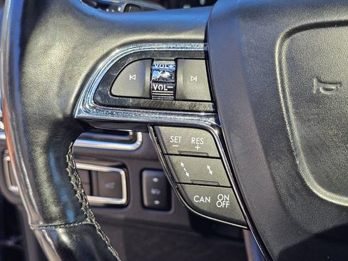 Used 2019 Lincoln Navigator Reserve AWD/4WD image 31