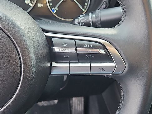 Used 2021 MAZDA MAZDA3 s image 17