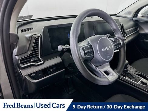 Used 2023 Kia Sportage LX AWD/4WD image 13