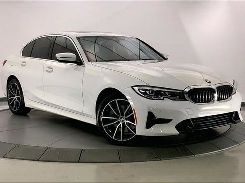 Used 2021 BMW 330e xDrive w/ Premium Package image 33