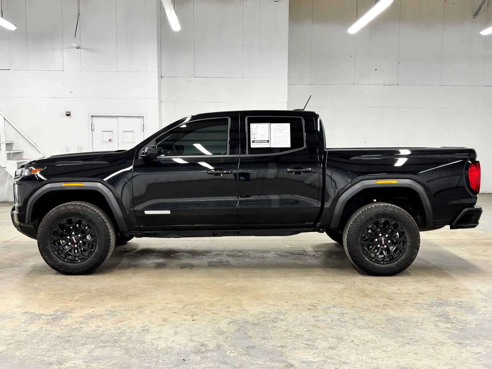 Used 2026 GMC Canyon Elevation RWD image 4