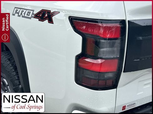 Certified 2025 Nissan Frontier PRO-4X AWD/4WD image 14
