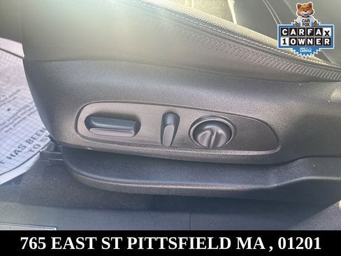 Used 2023 GMC Terrain Denali w/ Denali Premium Package image 18