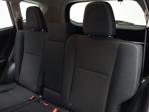 Used 2018 Toyota RAV4 XLE image 18