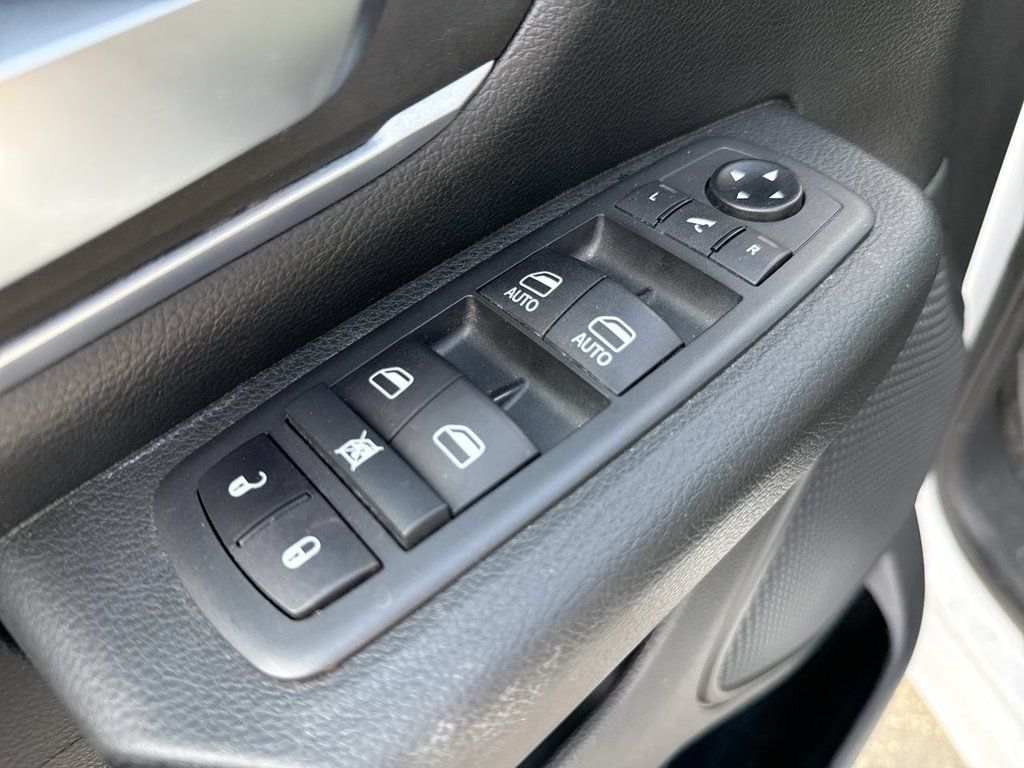 Used 2021 RAM 1500 Big Horn AWD/4WD image 13