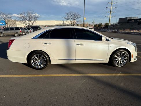 Used 2018 Cadillac XTS Luxury image 8