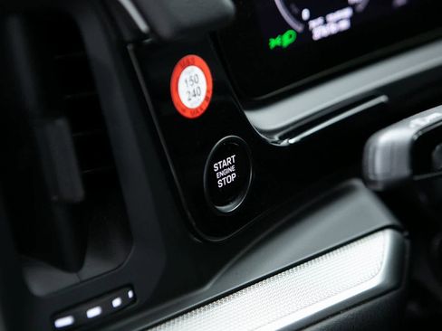 Certified 2024 Porsche Cayenne Coupe image 20