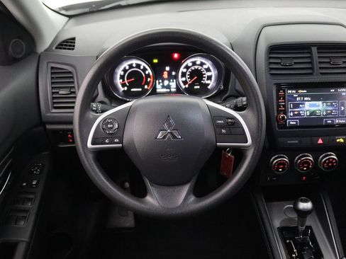Used 2021 Mitsubishi Outlander Sport ES FWD image 16