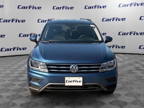 Used 2020 Volkswagen Tiguan SE w/ 3rd Row Seat Package AWD/4WD image 8