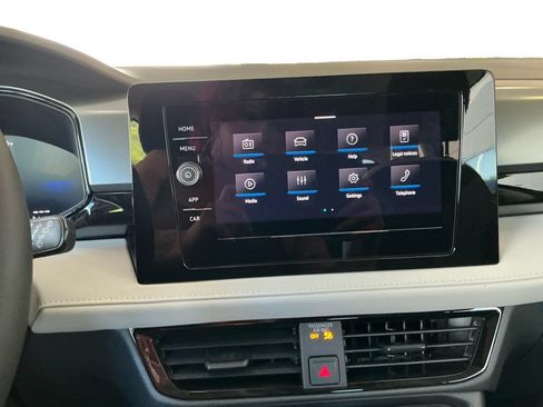Certified 2025 Volkswagen Taos S AWD/4WD image 24