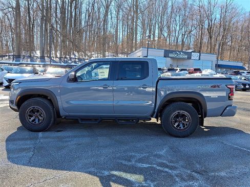 New 2026 Nissan Frontier PRO-4X w/ Pro-4x Convenience Package image 4