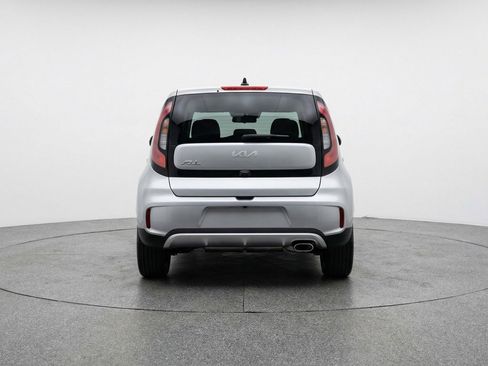 Used 2025 Kia Soul LX w/ LX Technology Package image 7