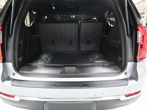 New 2026 GMC Yukon XL Elevation w/ Elevation Premium Package image 30