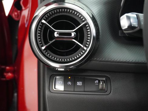 New 2026 Chevrolet Equinox LT image 18