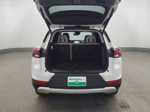 Used 2024 Chevrolet TrailBlazer LT w/ Convenience Package FWD image 29
