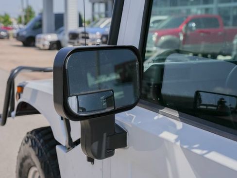 Used 2001 HUMMER H1 4-Door Wagon AWD/4WD image 12