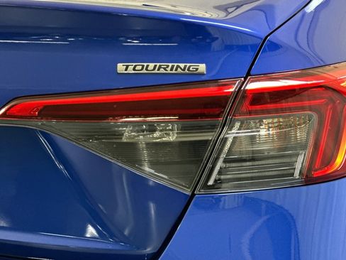 Used 2022 Honda Civic Touring image 12