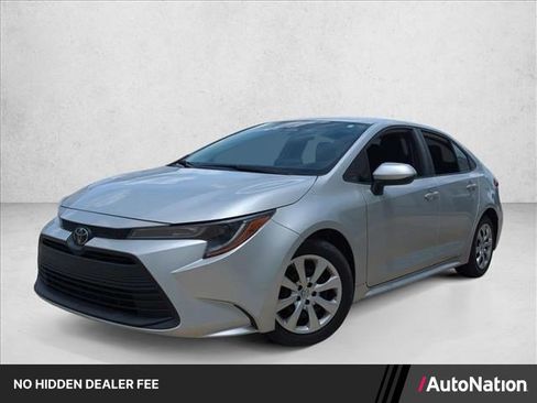 Certified 2023 Toyota Corolla LE FWD image 1