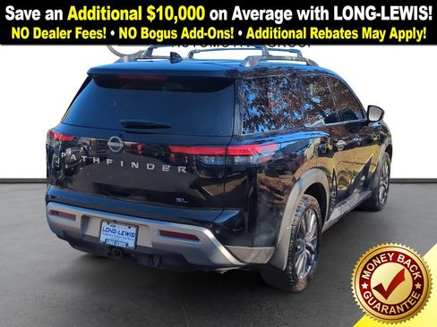 Used 2024 Nissan Pathfinder SL w/ SL Premium Package image 7