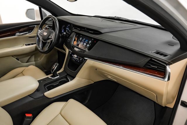 Used 2019 Cadillac XT5 Luxury FWD image 13