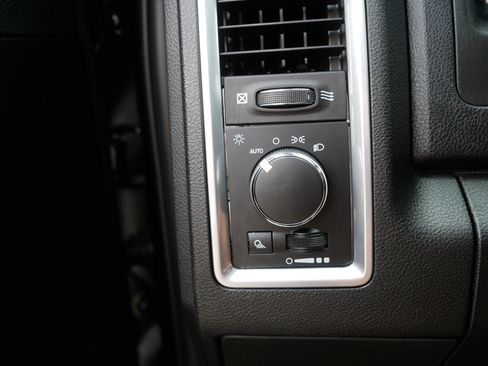 Used 2024 RAM 1500 Warlock w/ Electronics Group AWD/4WD image 26